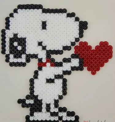 Valentinsdag perleplade – Snoopy giver et hjerte – Peanuts