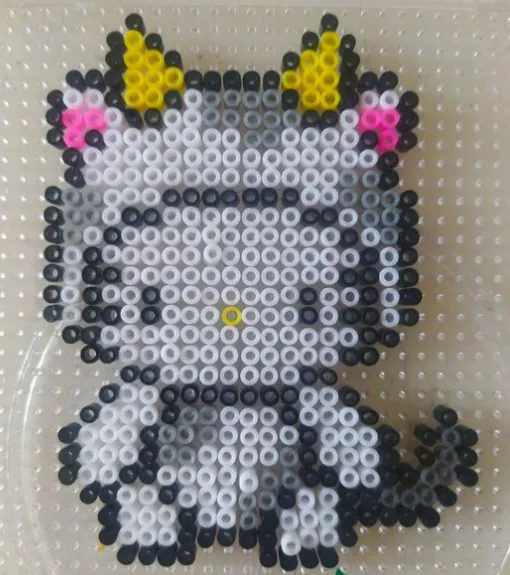 Hello Kitty perleplade – Hello Kitty som ko