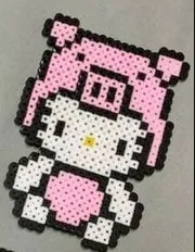 Hello Kitty perleplade – Hello Kitty som gris
